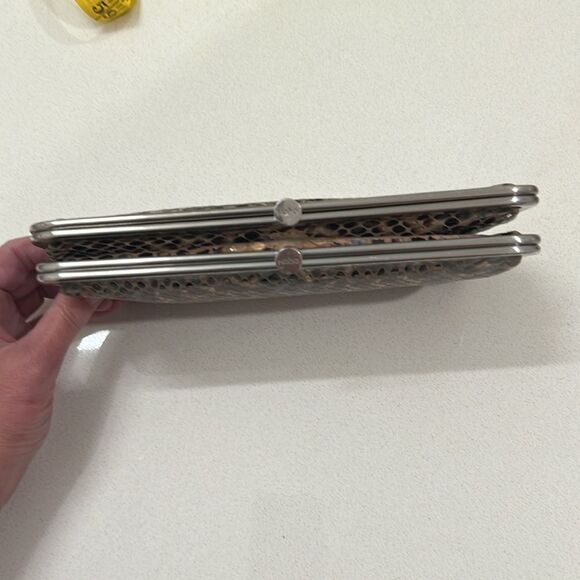 Hobo Lauren Clutch Wallet Snake Skin Print - Picture 4 of 16